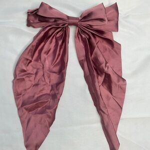 Elegant Pink Bow Hair Accessory
